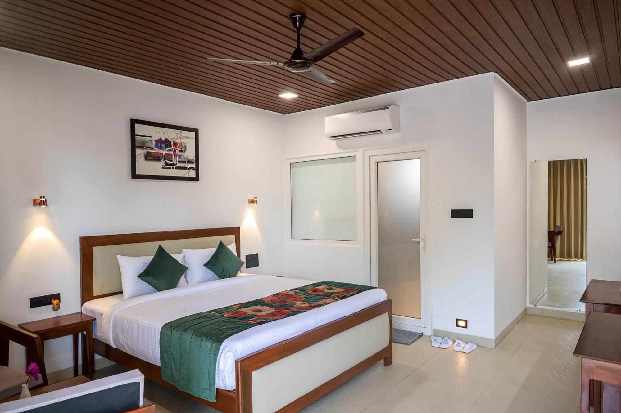 The Kimaya - By The Sea Baga Exterior photo